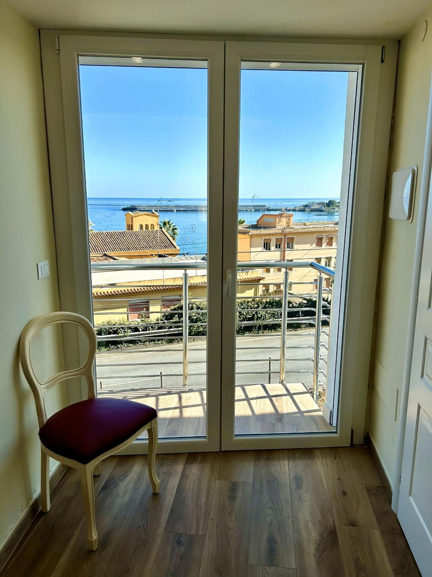 Vista Mare Apartments Giardini-Naxos Kültér fotó