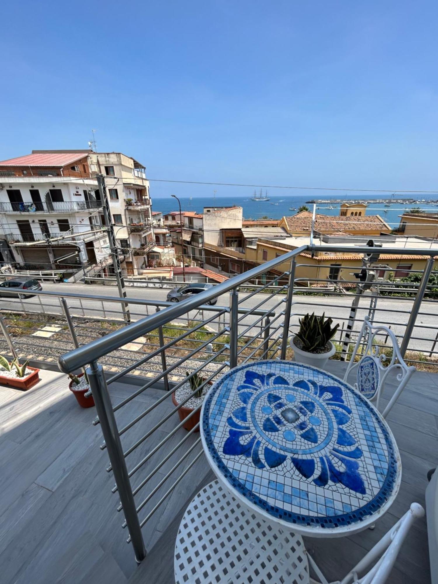 Vista Mare Apartments Giardini-Naxos Kültér fotó